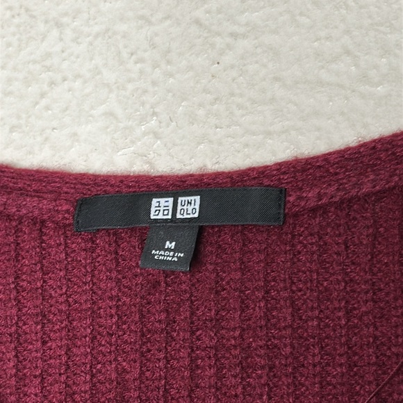 Uniqlo Wool Cashmere Blend Sweater Burgundy Size Medium Oversized Slouchy - Picture 3 of 5